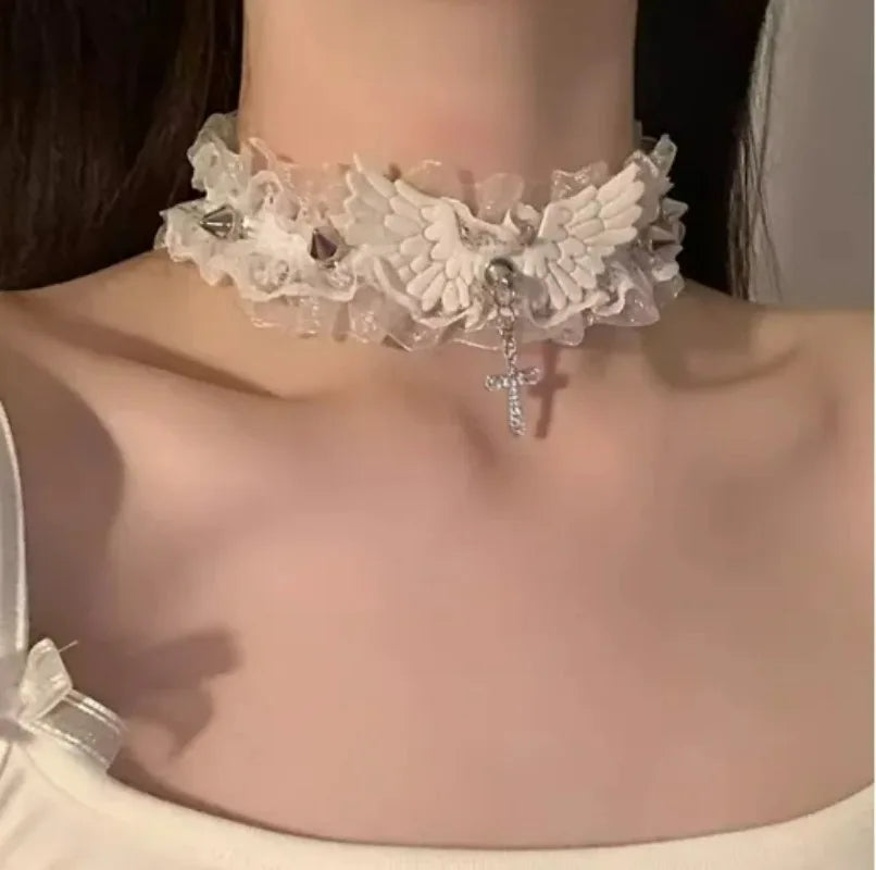 Fashion Solid Color Women Girls Necklace Wide Lace Rivets Lolita Lace Choker Y2K Angel Wings Cool Leather Necklace Daily Wear